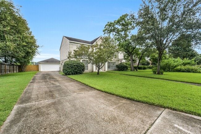 8930 Crazy Horse Trail in Houston, TX - Building Photo - Building Photo