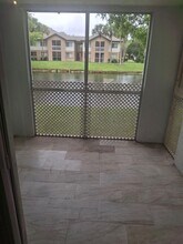 9833 Westview Dr in Coral Springs, FL - Building Photo - Building Photo