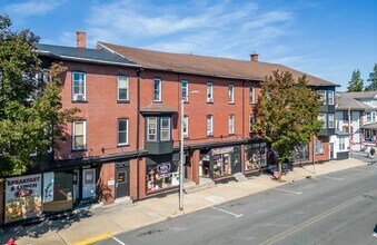 Kutztown Crashpads in Kutztown, PA - Foto de edificio - Building Photo