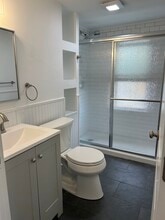 288 Carew St, Unit 3 in Chicopee, MA - Building Photo - Building Photo