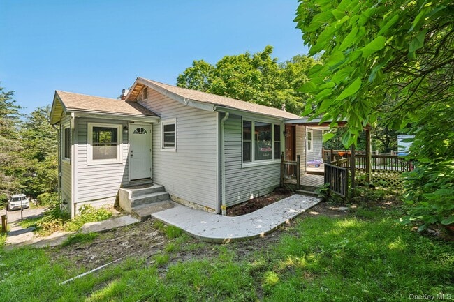 property at 1 Whippoorwill Trail