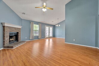 3327 Ryan St in Springdale, AR - Building Photo - Building Photo