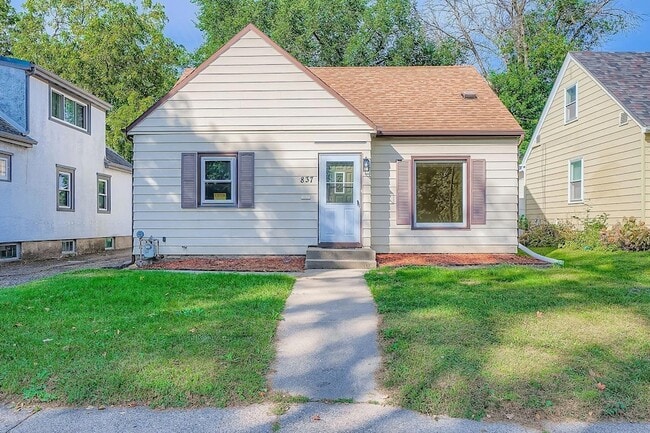 837 Bidwell St in St. Paul, MN - Foto de edificio - Building Photo