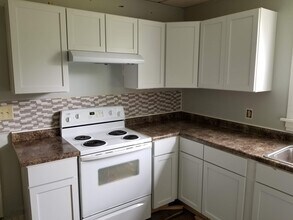 120 10th St N, Unit 120 in La crosse, WI - Foto de edificio - Building Photo