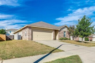 14025 Silkwood Dr in Haslet, TX - Building Photo - Building Photo