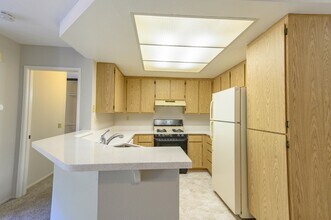 12590 Carmel Creek Rd in San Diego, CA - Building Photo - Building Photo