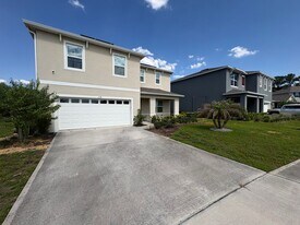 1558 Tali Ln in Mount Dora, FL - Building Photo