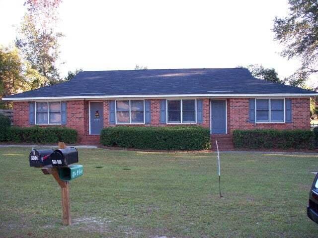 1996 Coral Way in Sumter, SC - Foto de edificio