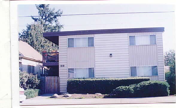 518 Williams Ave N in Renton, WA - Building Photo