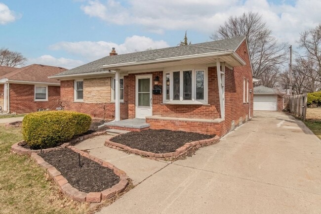 20625 Elizabeth St in St. Clair Shores, MI - Building Photo - Building Photo
