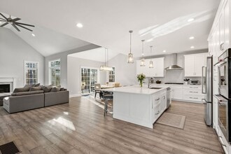 37 Beech St in Millis, MA - Building Photo - Building Photo