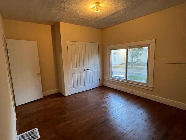 749 Alpine Ave NW, Unit 749 Alpine