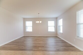 1020 Callalily Dr in Desoto, TX - Building Photo - Building Photo