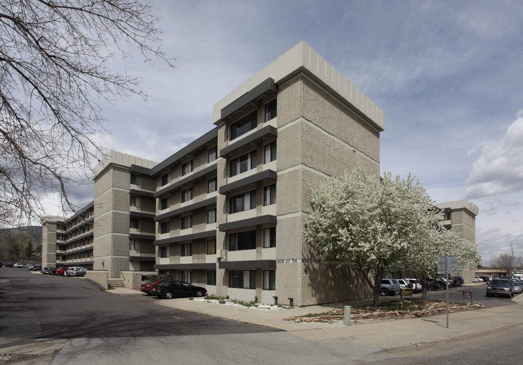 Creekside Apartments in Boulder, CO - Foto de edificio