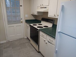 2080 Montreat Cir in Vestavia Hills, AL - Building Photo - Building Photo