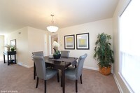 Colonial Court Apartments photo'