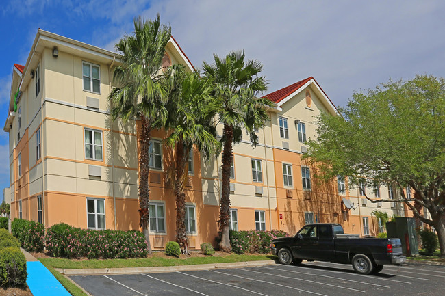 Furnished Studio - Corpus Christi in Corpus Christi, TX - Foto de edificio - Building Photo