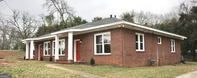 118 Dougherty St in Lagrange, GA - Building Photo - Building Photo