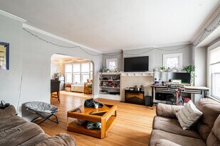 3364 N Downer Ave in Milwaukee, WI - Building Photo