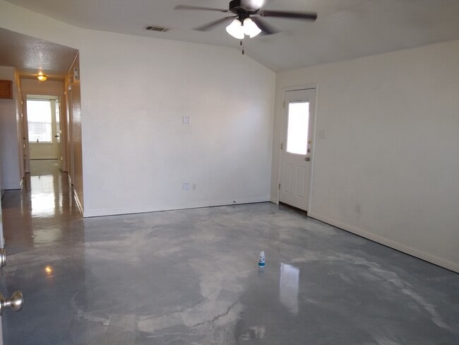 3307 Alicante Ct, Unit B in Killeen, TX - Building Photo - Building Photo