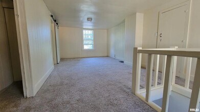 212 E Maywood Ave in Peoria, IL - Building Photo - Building Photo