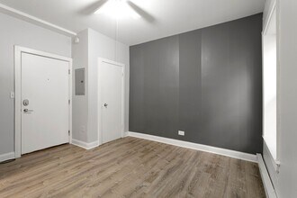 1460 W Fargo Ave in Chicago, IL - Foto de edificio - Building Photo