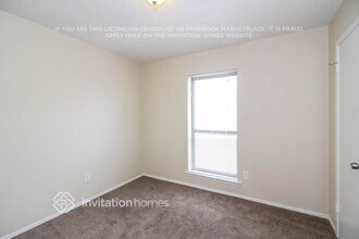 2609 Renwick Dr in Carrollton, TX - Foto de edificio - Building Photo