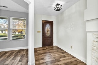 7505 Hemrich Dr in Canal Winchester, OH - Building Photo - Building Photo