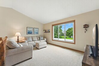 7293 159th St W in Apple Valley, MN - Building Photo - Building Photo