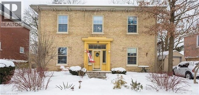 property at 35 William St