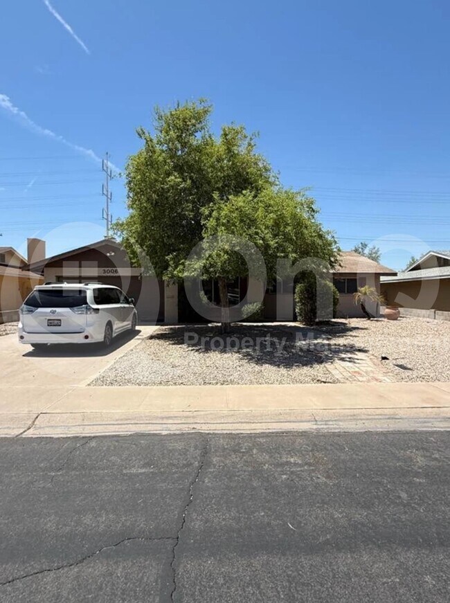 property at 3006 S Dromedary Dr