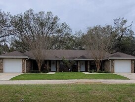 300 S Elm St, Unit 300 in Foley, AL - Building Photo