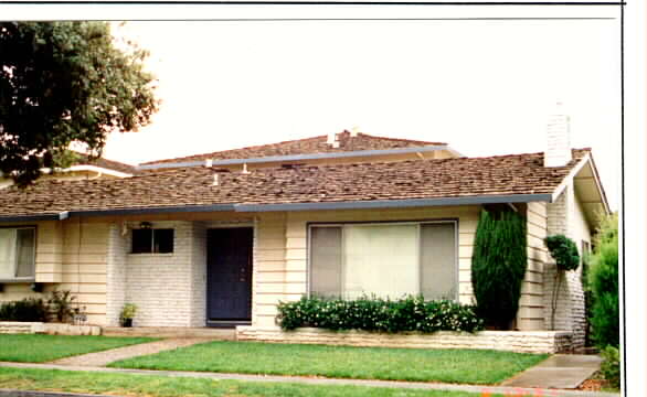 1123 Starbird Cor in San Jose, CA - Foto de edificio - Building Photo