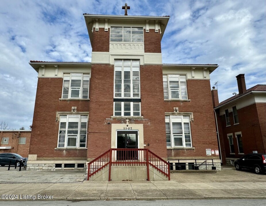 1107 E Kentucky St in Louisville, KY - Building Photo