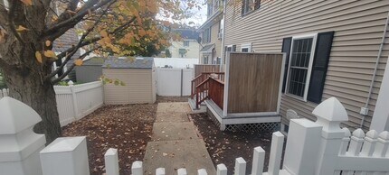 54 Clarendon St in Fitchburg, MA - Building Photo - Building Photo