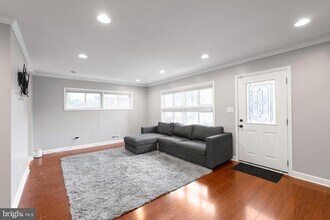 5922 Charnwood Rd in Baltimore, MD - Building Photo - Building Photo