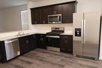 16948 Juniper Blossom Bnd in Conroe, TX - Building Photo - Building Photo