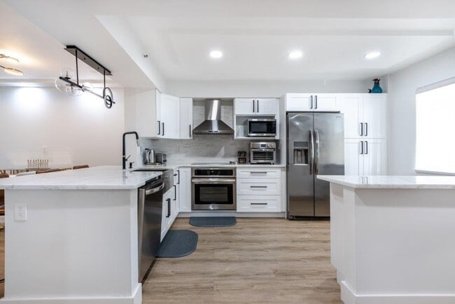 6096 Huntwick Terrace in Delray Beach, FL - Building Photo - Building Photo