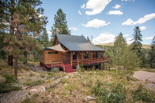 1115 Durango Road, Unit Main House and Garage in Durango, CO - Building Photo