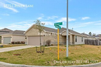 16751 Rover Ln in Porter, TX - Foto de edificio - Building Photo