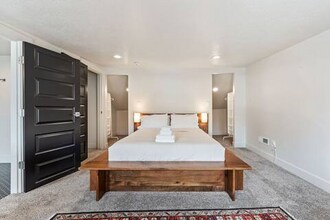 1951 S 1700 E in Salt Lake City, UT - Building Photo - Building Photo