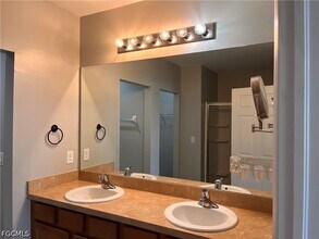 10353 Canal Brook Ln in Lehigh Acres, FL - Building Photo - Building Photo