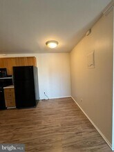 214 Locust St SE in Vienna, VA - Building Photo - Building Photo