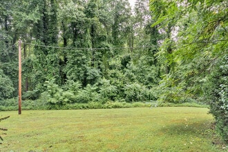 605 Shepards Hill Rd in Charlottesville, VA - Building Photo - Building Photo