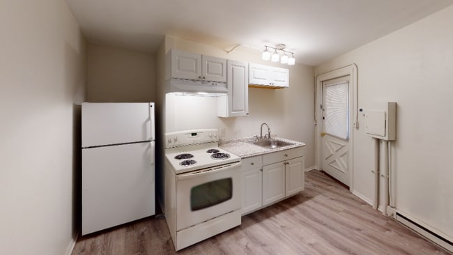 property at 10 Belchertown Rd