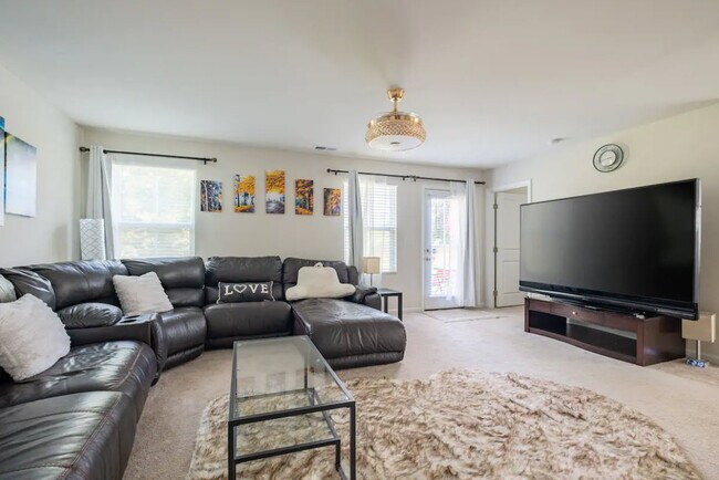 Room in House on Skipjack Ln in Charlotte, NC - Building Photo - Building Photo