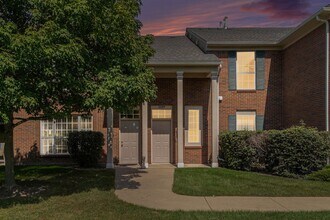 22209 Chesapeake Cir in Commerce Township, MI - Building Photo - Building Photo