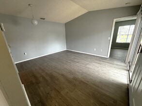 1495 Malibu Cir NE-Unit -APT 107 in Palm Bay, FL - Building Photo - Building Photo