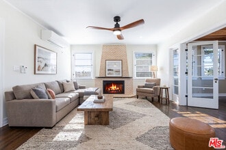 1526 Myra Ave in Los Angeles, CA - Building Photo - Building Photo