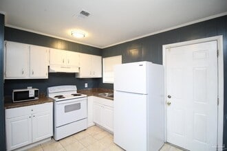 6618 Applegate St in Milton, FL - Building Photo - Building Photo